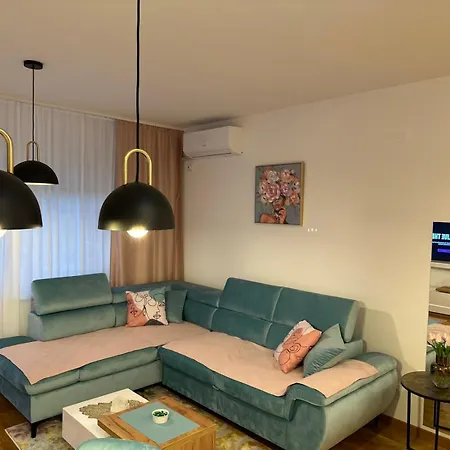 Violet Deluxe * Ni