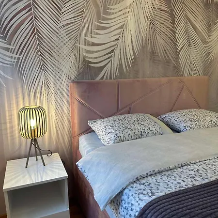 Apartman Violet Deluxe *